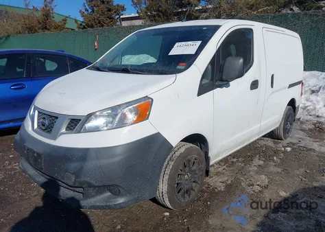 2015 Nissan Nv200 S z USA, uszkodzony, nr VIN 3N6CM0KN2FK705553